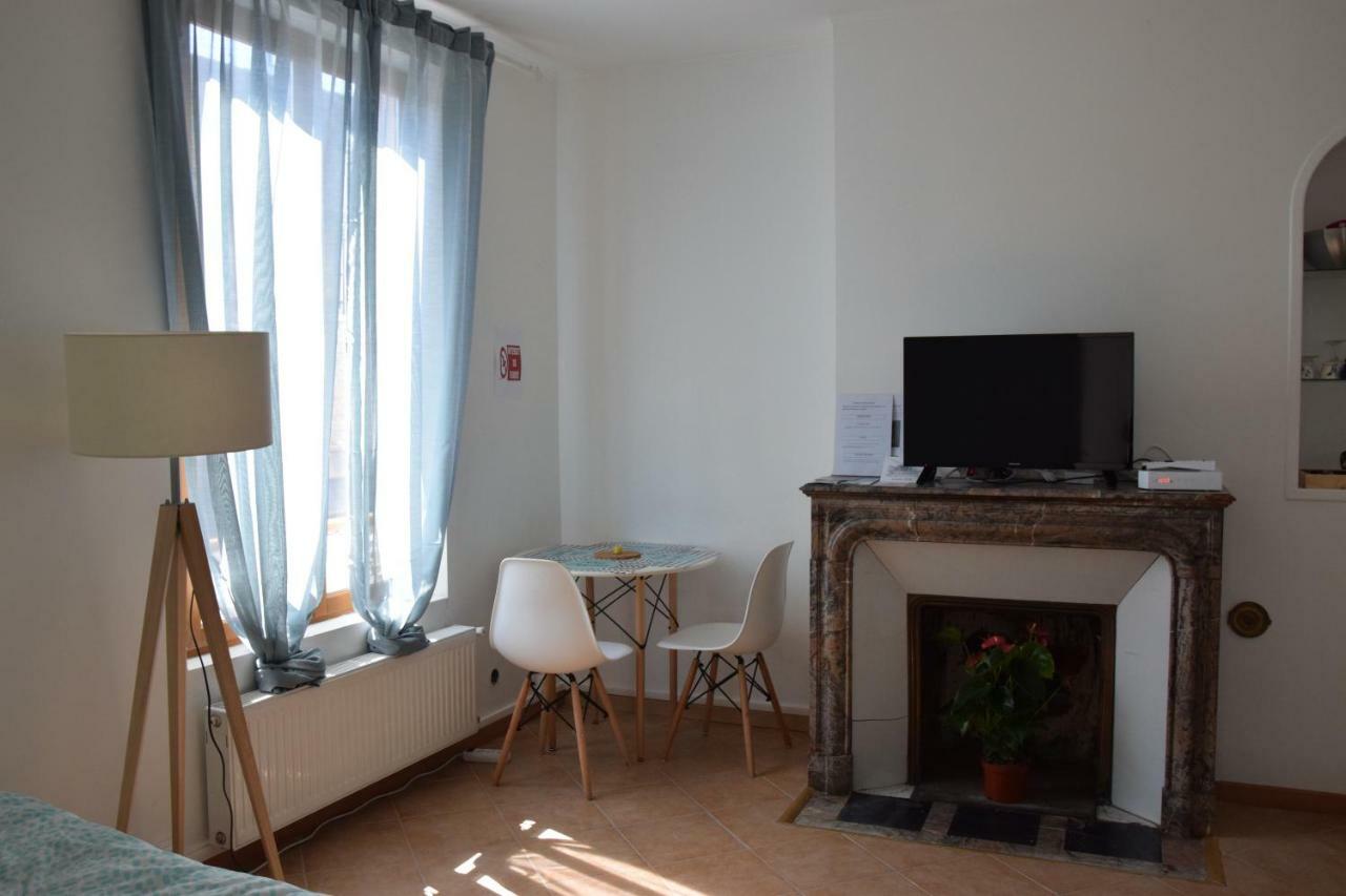 Joli Studio Plein Centre De Milly La Foret Eksteriør bilde