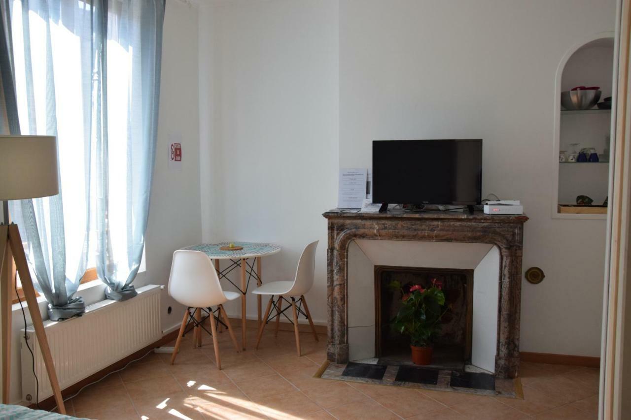 Joli Studio Plein Centre De Milly La Foret Eksteriør bilde